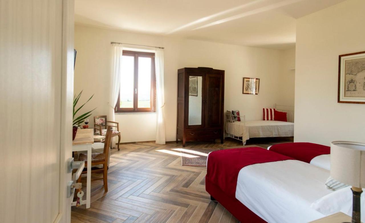 Le Vecchie Persiane - Bed & Breakfast Диано-д'Альба Экстерьер фото